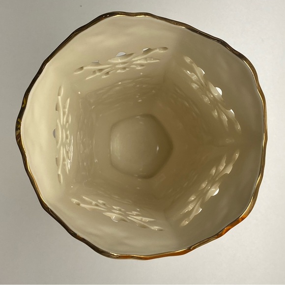 Vintage Lenox Langtry Pierced 3D Design Vase - Picture 8 of 9